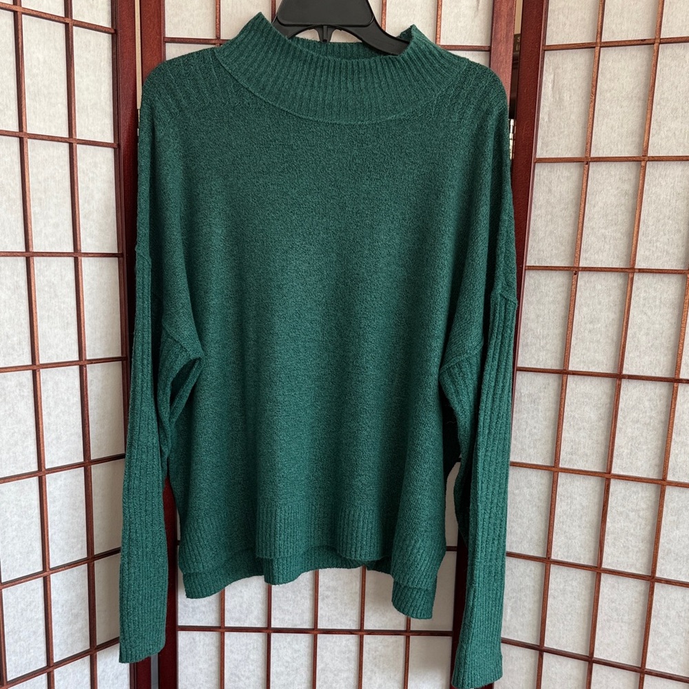 SO Knit Sweater, size XL